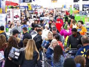 Ini Bukti Warga Amerika Juga Gandrung Barang Diskonan