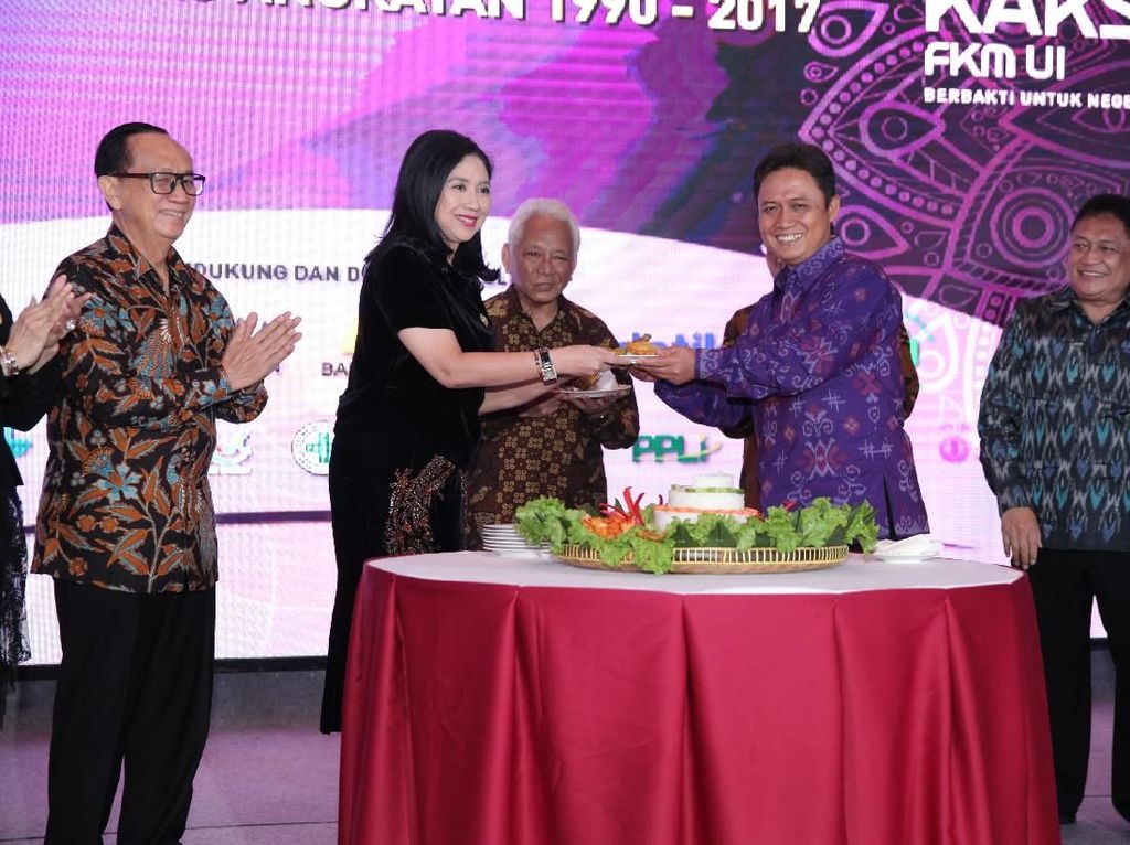 Reuni KARS UI, Anita Ratnasari Usul Kurikulum In Line dengan Kemajuan Reuni KARS UI, Anita Ratnasari Usul Kurikulum In Line dengan Kemajuan