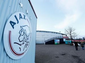 Ajax Tak Akan Jual Murah Pemain-pemainnya