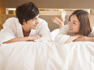 Cara Mudah Obati Sakit Kepala Menurut Riset: Bercinta Cara Mudah Obati Sakit Kepala Menurut Riset: Bercinta