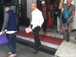 Kejari Bandung Tahan Tersangka Pemalsuan Surat Waris
