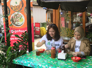 Sstt..Yuk, Intip Kegiatan Melody Eks JKT48 Plesiran di Bandung Sstt..Yuk, Intip Kegiatan Melody Eks JKT48 Plesiran di Bandung