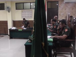 Sidang Kasus Mayat Dalam Karung di Sulbar, Keluarga Korban Teriak Histeris