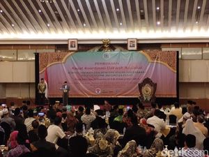 Maruf ke Dai Bersertifikat MUI: Pancasila-NKRI Given, Jangan Didebat Lagi Maruf ke Dai Bersertifikat MUI: Pancasila-NKRI Given, Jangan Didebat Lagi