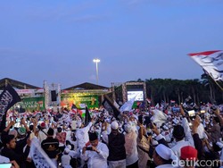 Habib Rizieq Disebut Saksikan Reuni 212 di Monas dari Saudi