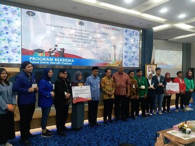 Penyaluran Beasiswa Khusus Karyawan