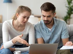 Ramalan Zodiak Cinta 13 April: Gemini Jangan Cemburu, Leo Coba Saling Percaya