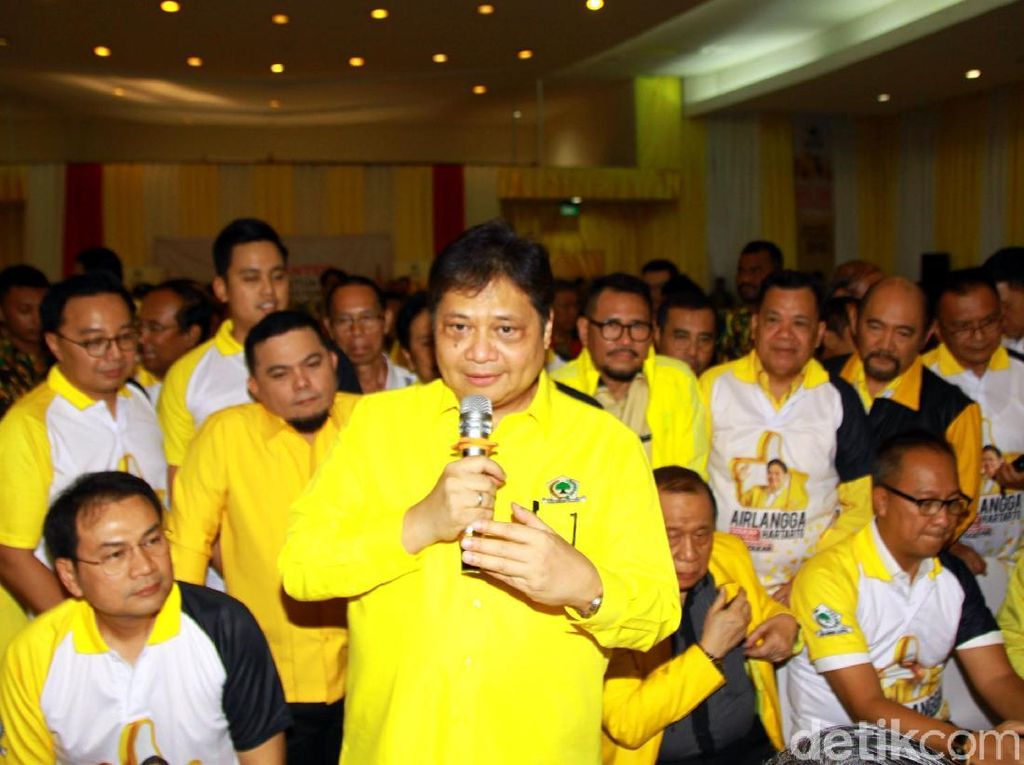Airlangga Cerita Masa Suram Golkar Jadi Bulan-bulanan karena Kasus Novanto Airlangga Cerita Masa Suram Golkar Jadi Bulan-bulanan karena Kasus Novanto