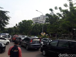 Senin Pagi, Jalan Abdul Muis Menuju Tanah Abang Macet