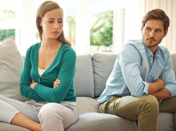 Zodiak Asmara 28 Oktober: Capricorn Tak Ada Gunanya Ikut Omongan Orang