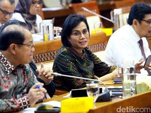Sri Mulyani dan Komisi XI Bahas Suntikan Modal BUMN Sri Mulyani dan Komisi XI Bahas Suntikan Modal BUMN