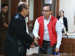 Ini Pengakuan Eks Pengacara TW Sabet Hakim Pakai Ikat Pinggang di Sidang