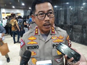 197 Ribu Peserta Program Keselamatan Polri Diminta Komitmen Tak Angkut Pemudik 197 Ribu Peserta Program Keselamatan Polri Diminta Komitmen Tak Angkut Pemudik
