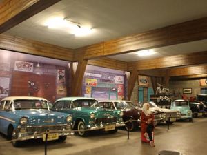 Intip Kendaraan Dunia Zaman Old Di Museum Angkut