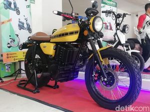Mau Beli Motor Listrik? Pilihan Harga Mulai Rp 11 Jutaan Mau Beli Motor Listrik? Pilihan Harga Mulai Rp 11 Jutaan