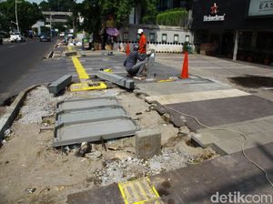 Pemprov DKI Akan Tata Trotoar di 10 Ruas Jalan Jakarta