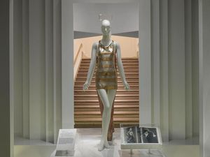 Inilah Kolektor Fashion Terbanyak di Dunia, Koleksinya Capai 15.000 Buah