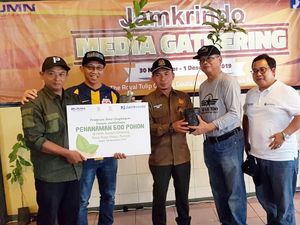 Tanam Pohon untuk Kehidupan