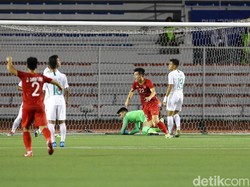 Kiper Vietnam Kerap Blunder, Bisa Dimanfaatkan Indonesia?