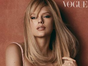 Beda! Pose Taylor Swift di Majalah Vogue Beda! Pose Taylor Swift di Majalah Vogue