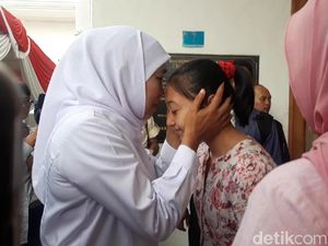 Khofifah Minta Pelatih yang Tuduh Shalfa Tak Perawan Minta Maaf Khofifah Minta Pelatih yang Tuduh Shalfa Tak Perawan Minta Maaf