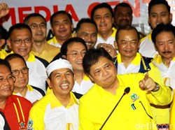 Sederet Prestasi Airlangga, Raih 2.785 Kursi Hingga Menangkan Jokowi