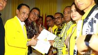 Aris Mandji Daftar Caketum Golkar