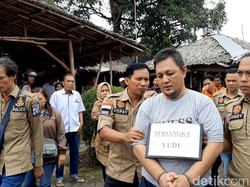 Rekonstruksi Pembunuhan PNS di Palembang, Korban Dijerat Lalu Dicor Semen