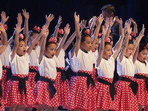 Keseruan Senandung Keajaiban Disney