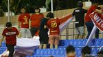Ramai-ramai Dukung Timnas Indonesia di Binan Stadium