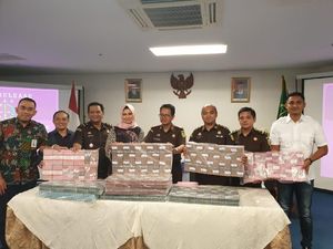 MA Sunat Vonis Koruptor Susuk KB Rp 11 Miliar Jadi 3 Tahun Penjara MA Sunat Vonis Koruptor Susuk KB Rp 11 Miliar Jadi 3 Tahun Penjara