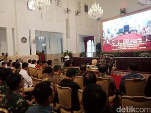 Mega Persilakan Pihak yang Ingin Khilafah Datang ke DPR: Opo Toh Karepe?