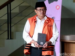 KPK Periksa Eks Bupati Supendi Terkait Kasus Suap Pemkab Indramayu