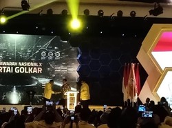 Diteriaki Kasih Bamsoet Sepeda, Jokowi: Dia Punya Tesla