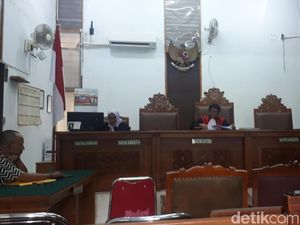 Hakim Tolak Praperadilan Tersangka Suap Impor Bawang Putih