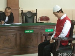 Deni Pelaku Mutilasi PNS Kemenag Bandung Dituntut Hukuman Mati
