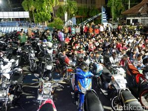 Razia Balap Liar di Kediri, 100 Sepeda Motor Terjaring Razia Balap Liar di Kediri, 100 Sepeda Motor Terjaring