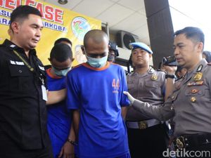 Sindikat Narkoba di Karawang Pasok 80 Kg Ganja dari Lampung Sindikat Narkoba di Karawang Pasok 80 Kg Ganja dari Lampung