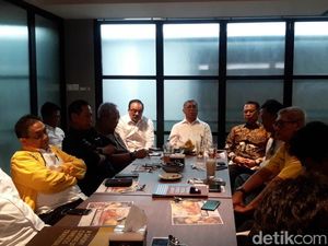 Ikuti Bamsoet, Agun Gunanjar dan Indra Utoyo Mundur dari Caketum Golkar Ikuti Bamsoet, Agun Gunanjar dan Indra Utoyo Mundur dari Caketum Golkar