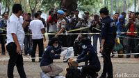 Polisi Olah TKP Ledakan Granat di Monas