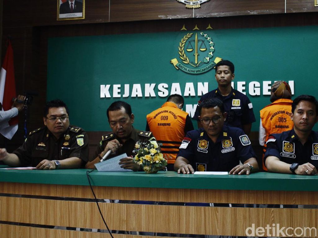 Pasutri Kasus Pengantin Pesanan Incar Mahasiswi Pasutri Kasus Pengantin Pesanan Incar Mahasiswi