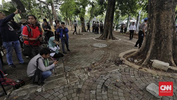 Kesaksian Detik-detik Ledakan Granat Di Monas