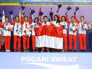 Tim Bulutangkis Putri Sumbang Perak untuk Indonesia