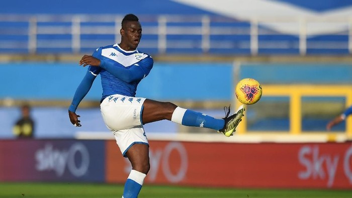 BRESCIA, ITALY - NOVEMBER 09: Mario Balotelli of Brescia shows his dejection during the Serie A match between Brescia Calcio and Torino FC at Stadio Mario Rigamonti on November 09, 2019 in Brescia, Italy. (Photo by Tullio M. Puglia/Getty Images)