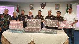 Penampakan Uang Nyaris Setinggi Patung Sudirman dari Koruptor Susuk KB
