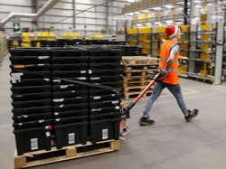 Toko Online Ini Gratiskan Biaya Kuliah 750 Ribu Pegawai