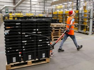 Toko Online Ini Gratiskan Biaya Kuliah 750 Ribu Pegawai Toko Online Ini Gratiskan Biaya Kuliah 750 Ribu Pegawai