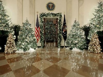 Melongok Dekorasi Natal 2019 di Gedung Putih Karya Melania Trump