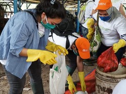 BNI Ajak Pegawai Cerdas Tangani Sampah