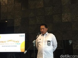 Tegas! Buwas Bakal Pecat Pegawai Bulog yang Timbun Beras Bansos